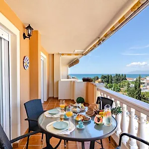 Wintowinrentals Pool, Sunny Side & Free Parking. Torre de Benagalbon