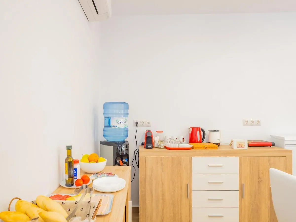 Guest house Cubo'S Hostal William'S Sunny 3 With Breakfast Torre de Benagalbon
