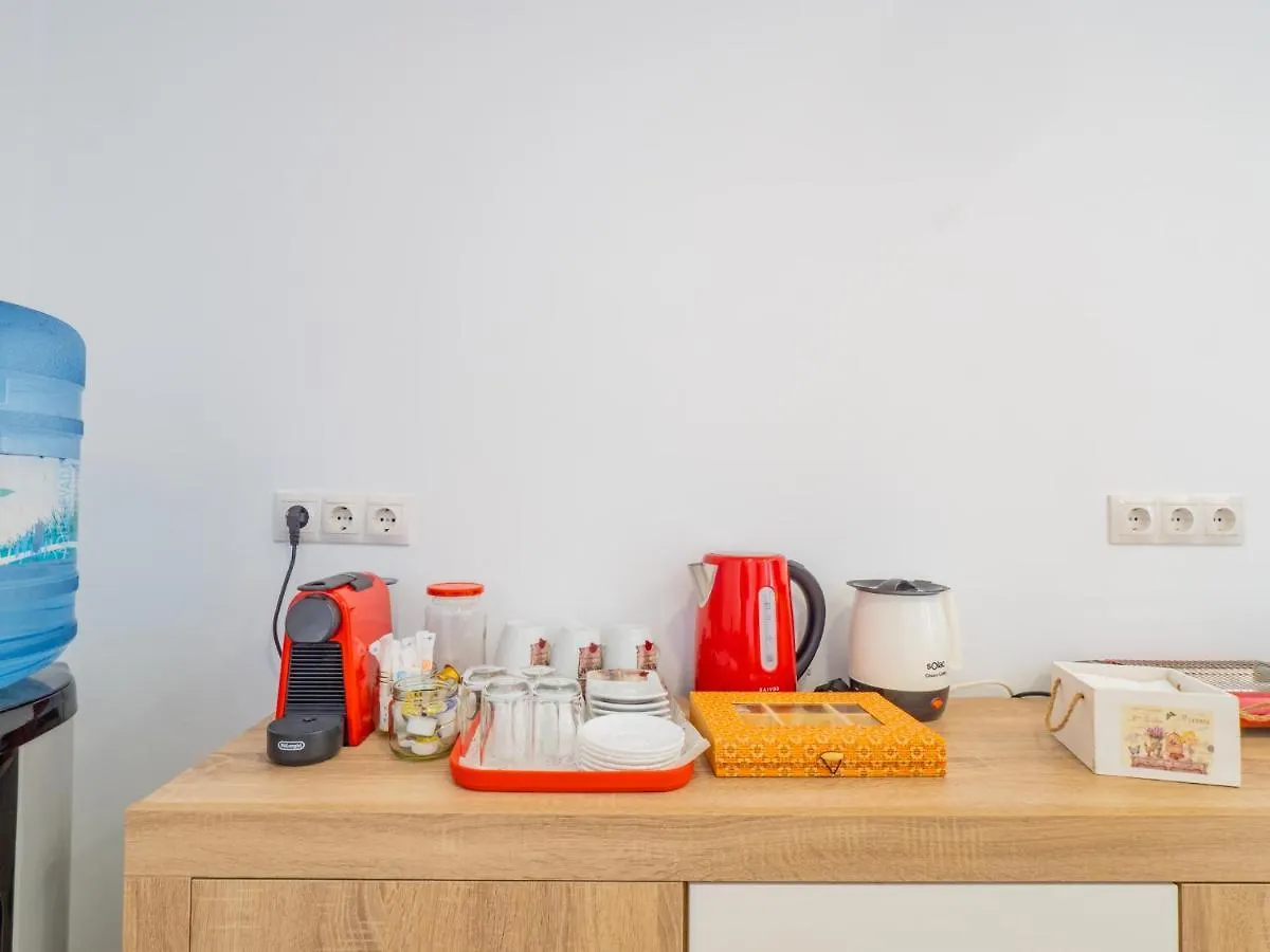 Cubo'S Hostal William'S Sunny 3 With Breakfast Torre de Benagalbon Spain