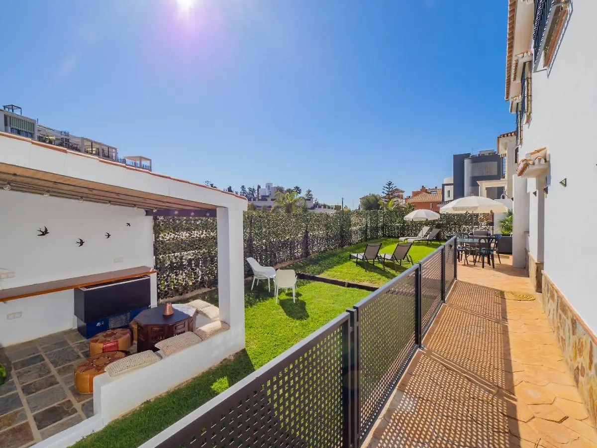 Cubo'S Hostal William'S Sunny 3 With Breakfast Torre de Benagalbon Guest house