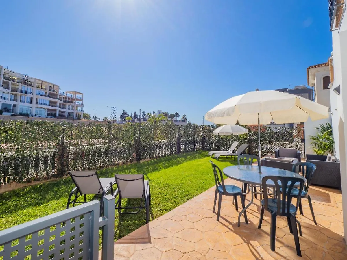 Guest house Cubo'S Hostal William'S Sunny 3 With Breakfast Torre de Benagalbon Spain